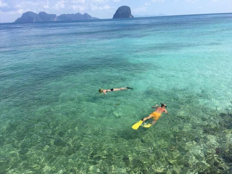 Koh Ngai Resort Buitenkant foto